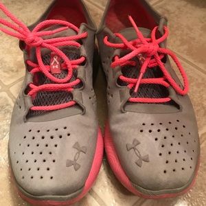 Under Armour Running Shoe 🏃🏽♀️